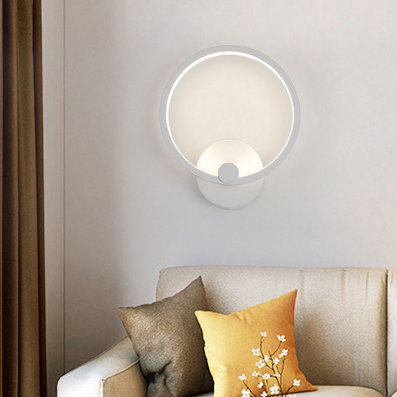 Round Shape Wall Lamp Modern Style Acrylic 1 Light Sconce in White