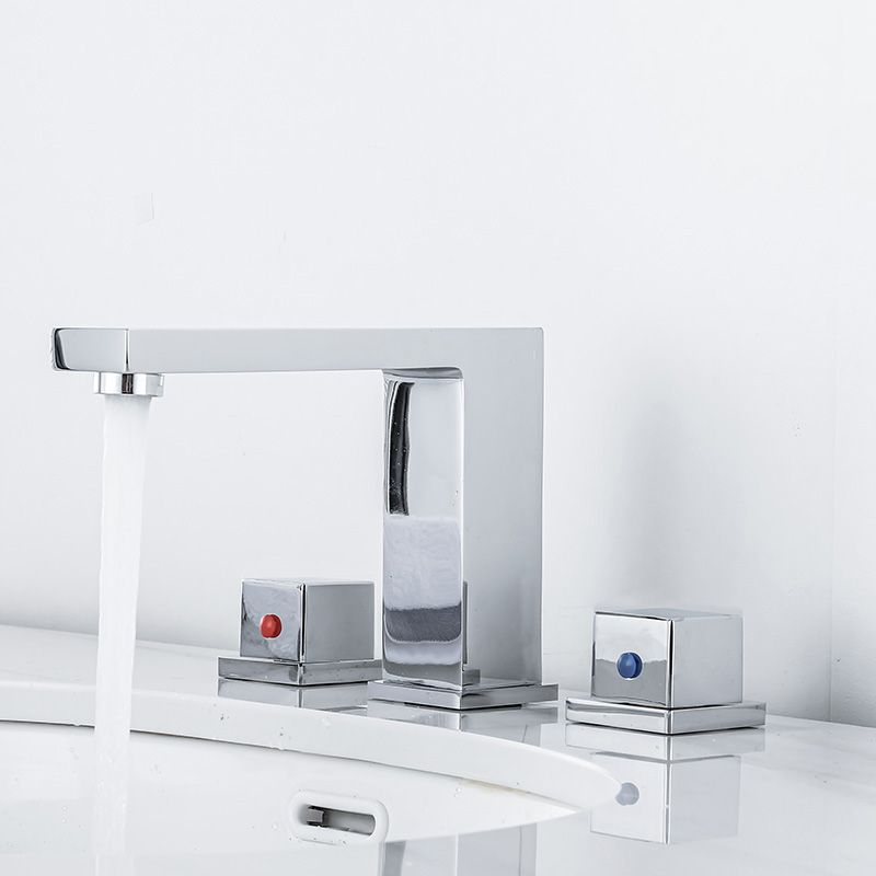 Metal Wide Spread Bathroom Faucet Modern Two-Handle Vanity Sink Faucet
