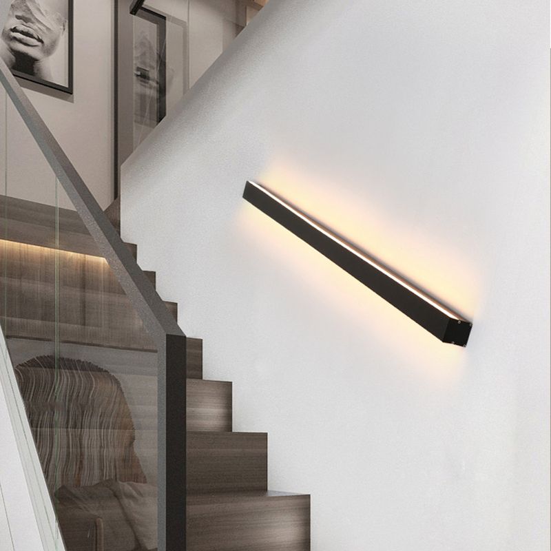 Linear Wall Light Fixture Modern Metal 1 Light Wall Light in Black