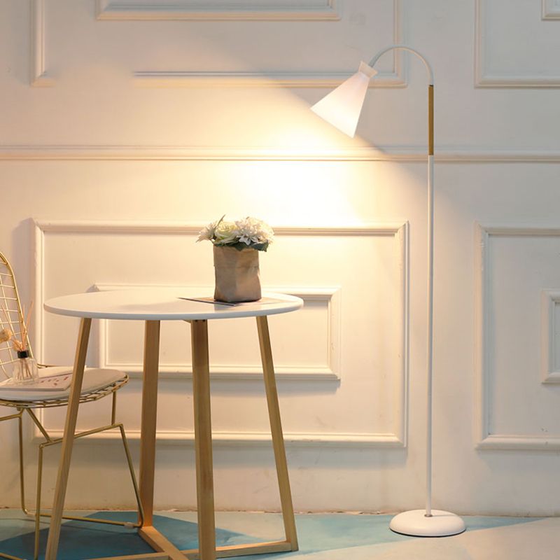 Gooseneck Floor Standing Lamp Macaron Metal Bedroom Floor Light with Cone Shade