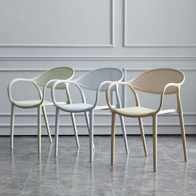 Chaise de fauteuil en plastique contemporain Open Danding Dining Dining Side Claid for Kitchen