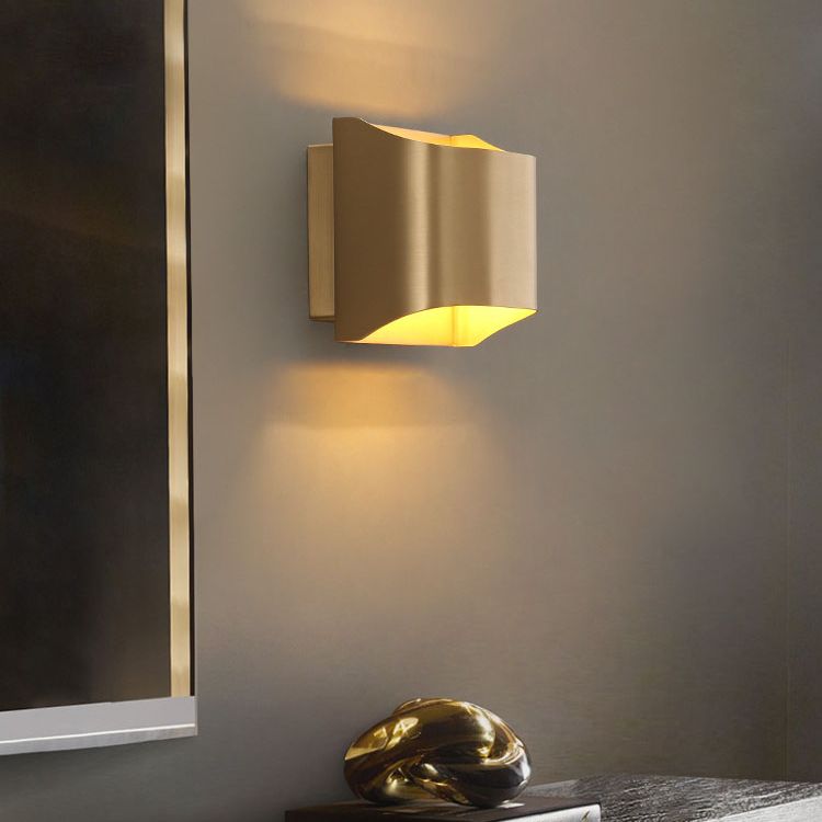 Gold Contemporary Metal Wall Lighting 1-Light Squared Sconce Light for Bedroom