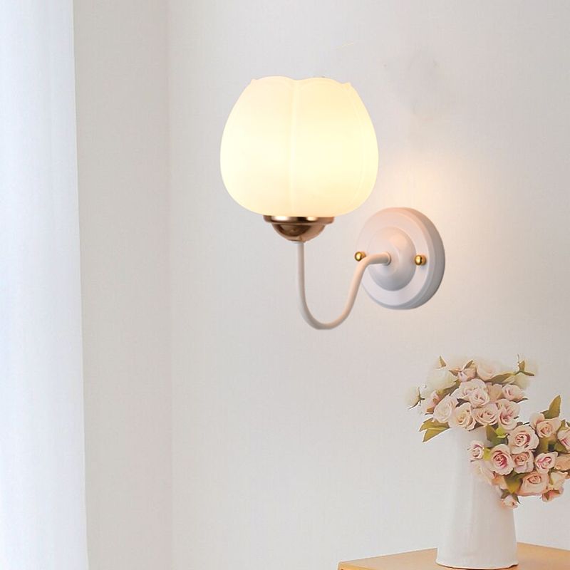 Modern Simple Vanity Light Ball Shape Vanity Lamp with Glass Shade for Shower Room