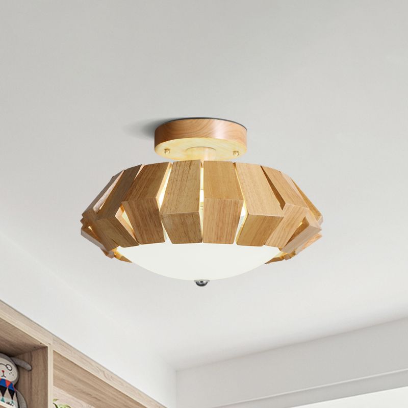 Semplice geometrico in legno semifulto a filo a filo a sfioramento con ciotola in vetro bianco