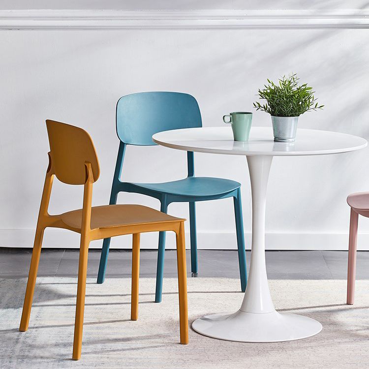 Scandinavian Plastic Patio Dining Side Chair Open Back Stacking Side Chair