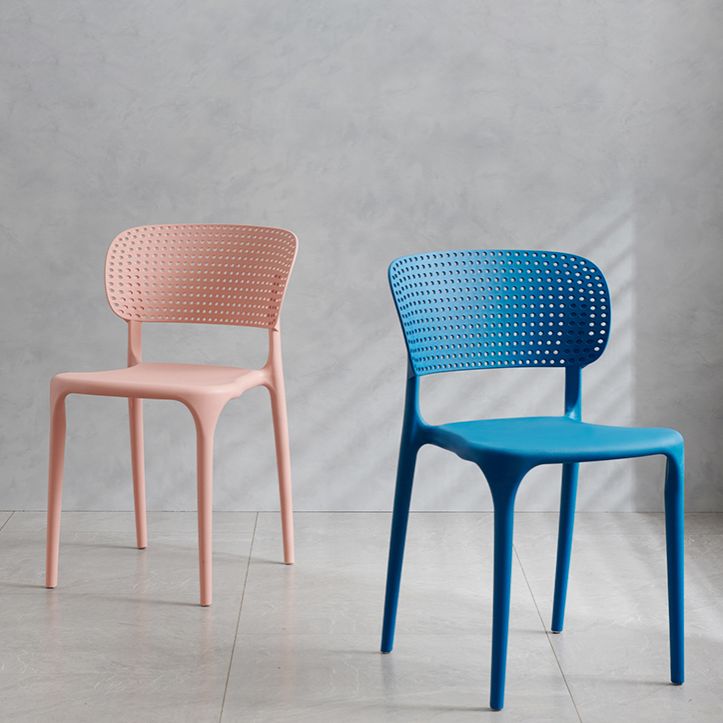 Plastic Contemporary RestaurantSide Chair Colorful Stacking Dining Chair
