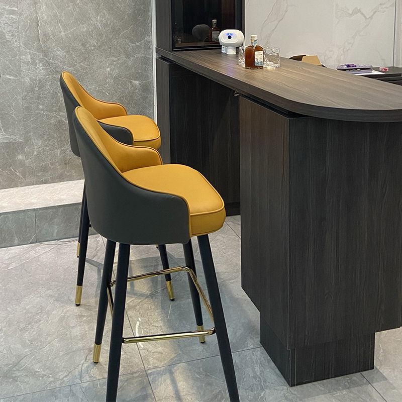 Modern Armless Backrest Counter Stool Iron Bedroom Bar Stool with Cushion and Pedal