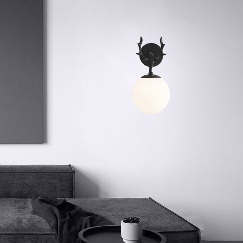 Glass Globe Sconce Light Modern 1-Light Sconce Light Fixture