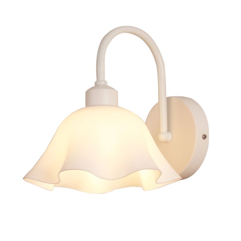 Nordic Style Iron Vanity Light White Geometry Shape Vanity Lamp for Shower Room