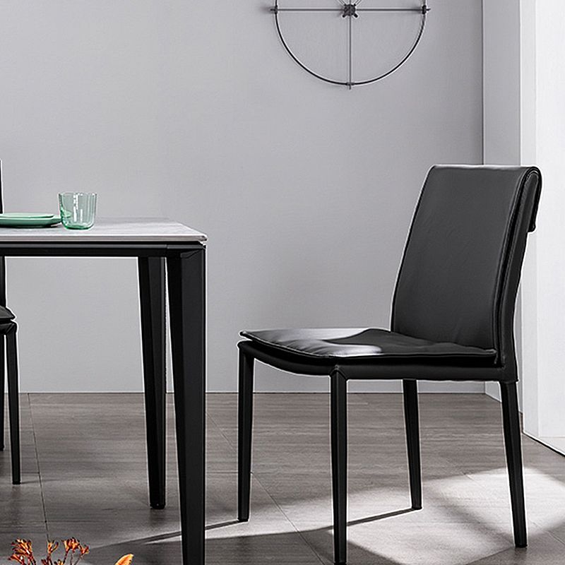 Chaise d'appoint de style moderne pour la maison, chaise de salle à manger rembourrée en métal à dossier solide (Ensemble de 2)