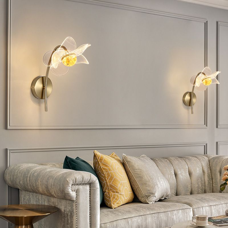 Contemporary Wall Sconce Flower Wall Light Fixture with Acrylic and Metal for Bedroom