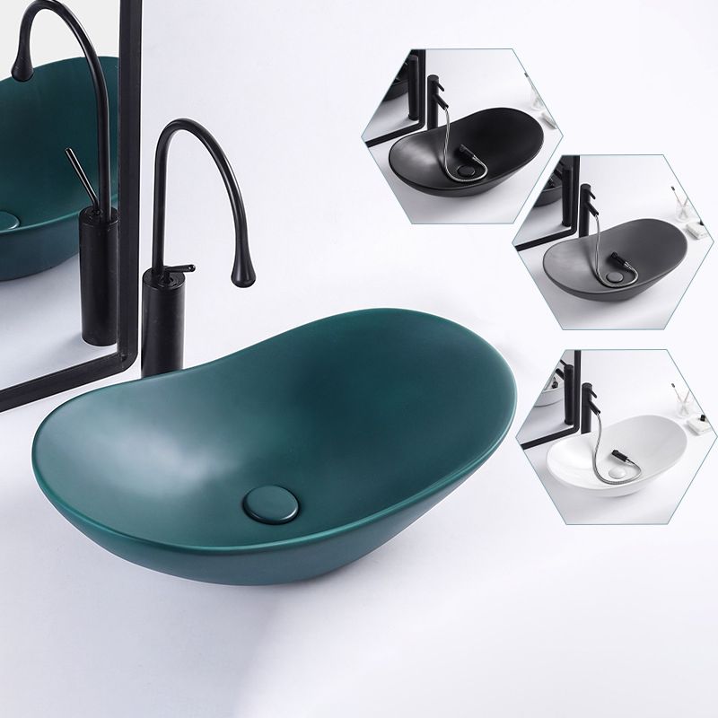 Modern Bathroom Sink Oval Bathroom Sink Overflow with Basin and Faucet