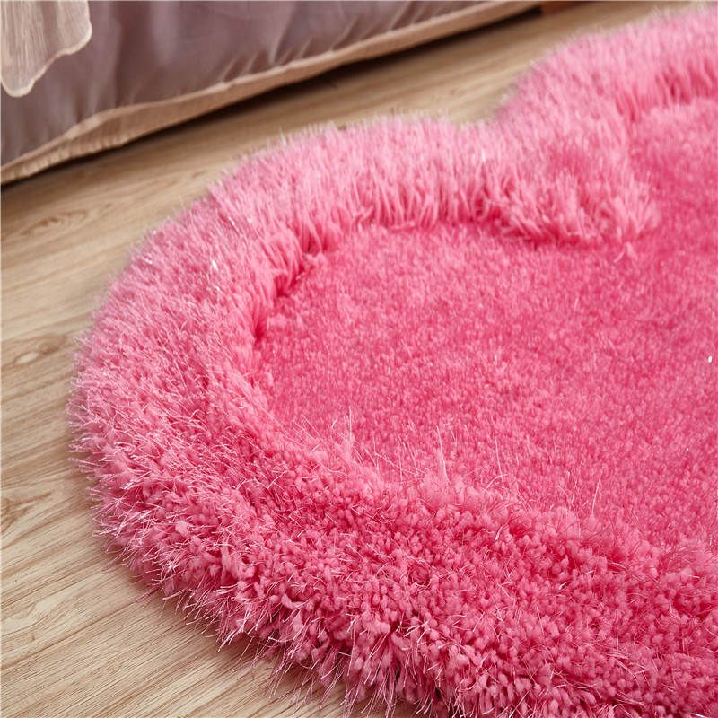 Stylish Plush Area Carpet Solid Color Polyester Area Rug Easy Care Rug for Bedroom