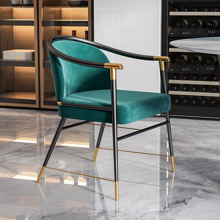 Nordic Style Velvet Dining Chair Metal Dining Arm Chairs for Restaurant Use