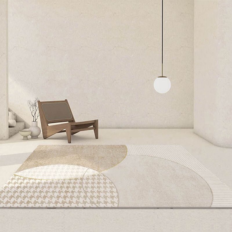 Apricot Irregular Rug Polyester Casual Rug Non-Slip Backing Rug for Drawing Room