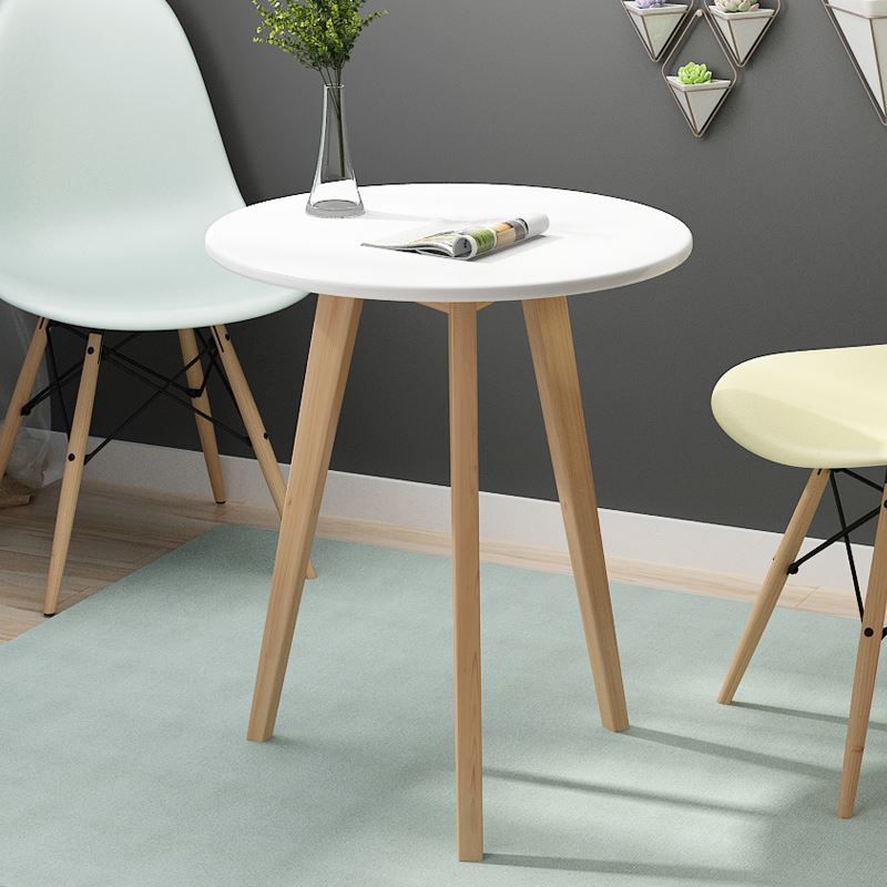 Modern Style Round Wooden Coffee Table 3 Legs Cocktail Table