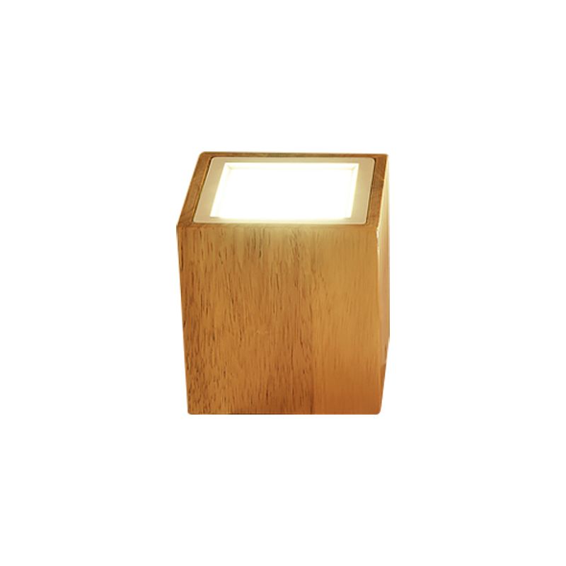 Round/Square Mini Corridor Ceiling Lamp Wooden 4"/6"/8" H LED Nordic Flush Mount Lighting in Beige