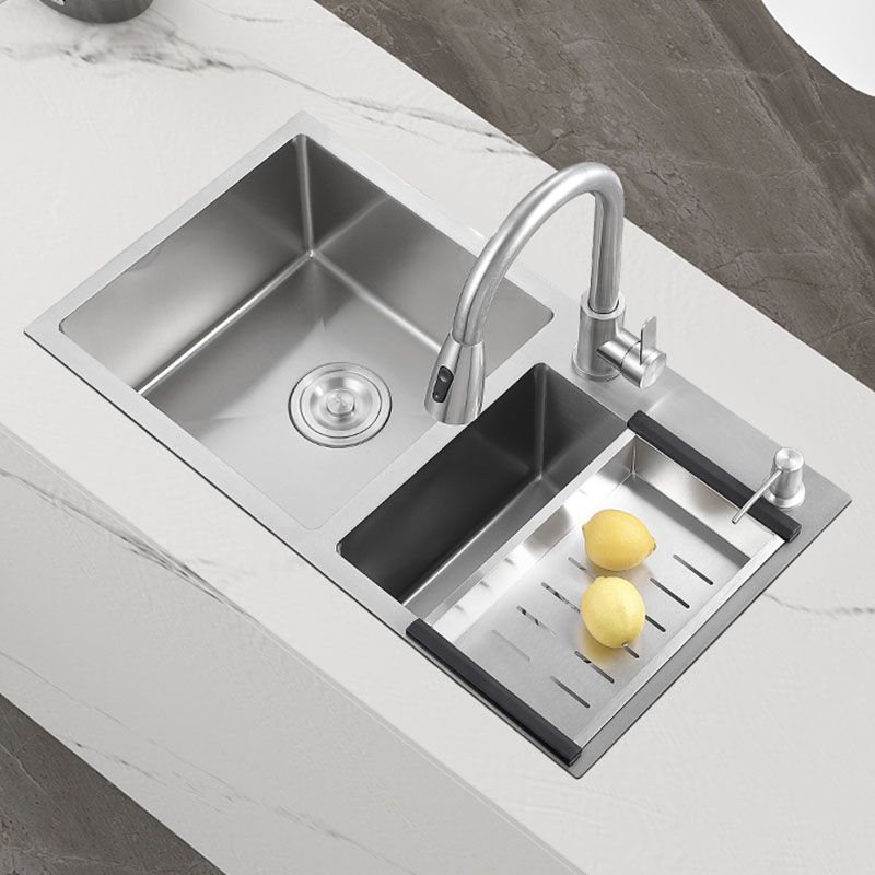 Modern Kitchen Sink Rectangular Stainless Sink with Kitchen Pull-out Faucet
