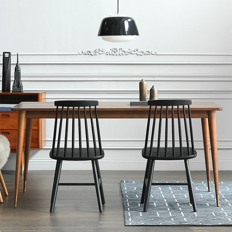 Rectangle Shape Luxury Dining Table Wood Color Fixed Table with Pinewood Solid Wood