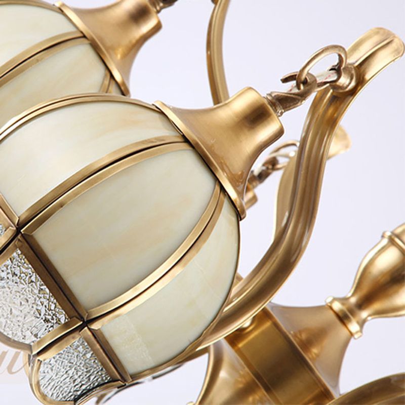 Goldene blumförmige Kronleuchterbeleuchtung kolonialer gefrosteter Glas 9 Lichter Wohnzimmer Hängende Anhängerlampe