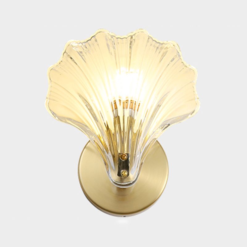 Shell Glass Shade 1 - Light Wall Sconce Metal Wall Armed Light in Clear and Gold