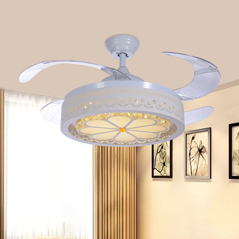 Bloemkristallen plafondventilator verlichting Moderne LED LED RAME SEMI SEMI VOILIG Licht in wit met 4 heldere messen, 42 "breed