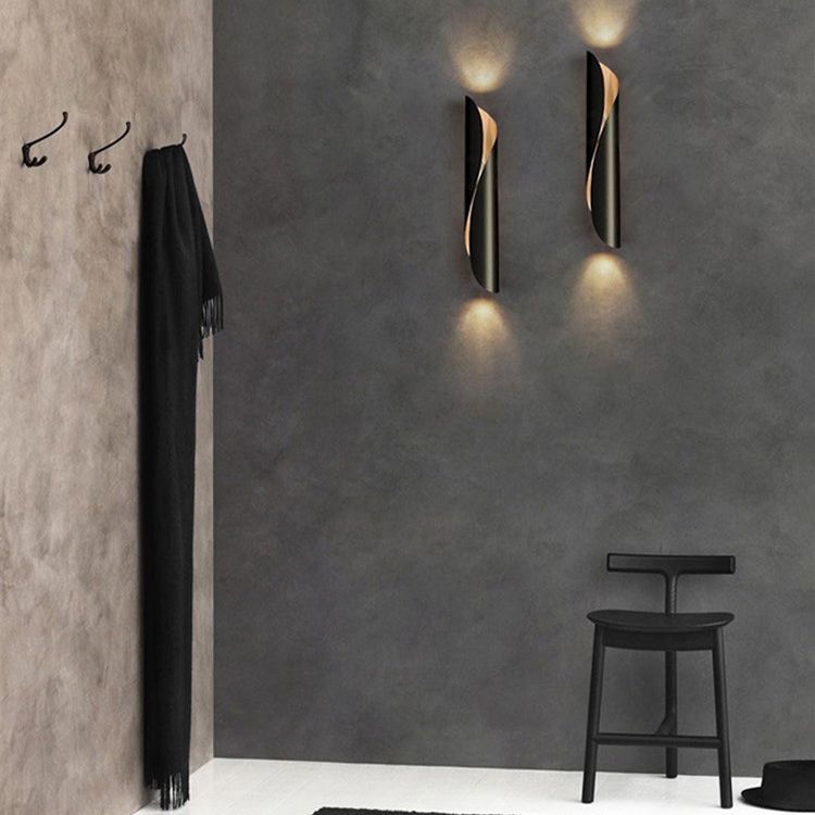 Luce da parete in metallo postmoderno a 1 luci a 1 luci a 1 luci in bianco e nero per soggiorno