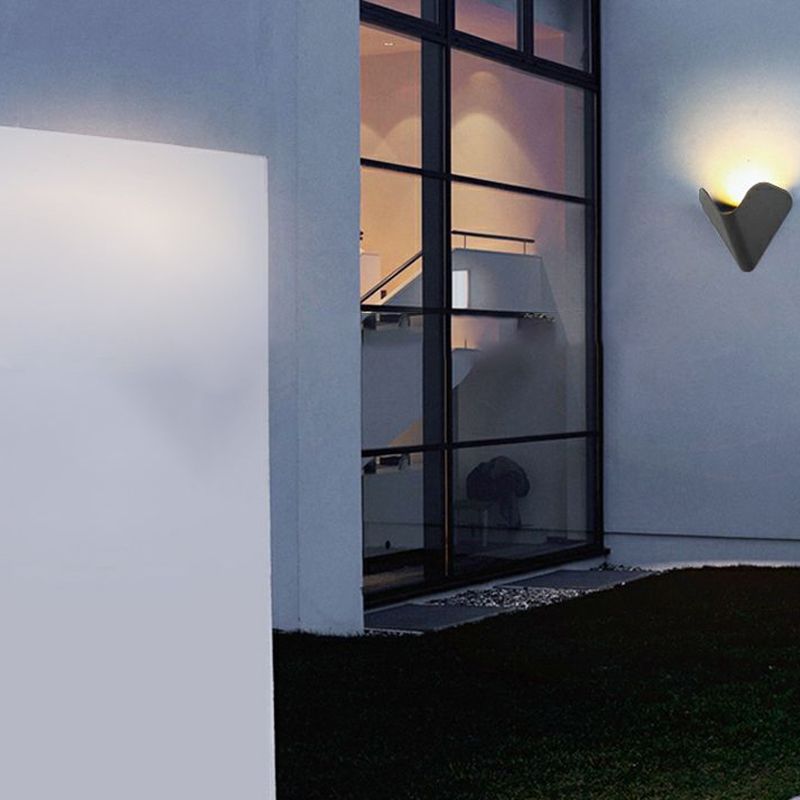 Modern Style Triangle Shape Wall Sconce Metal 1 Light Sconces for Outdoor