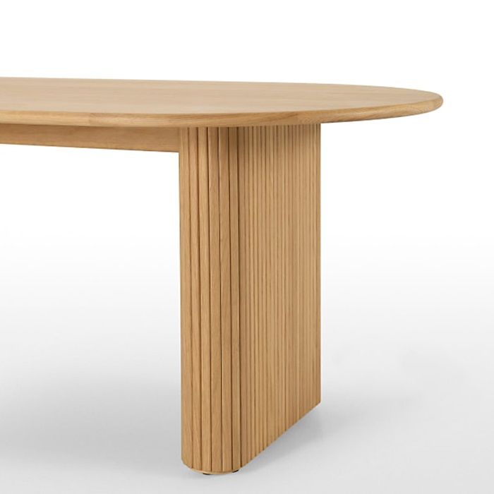 Solid Wood Contemporary Oval Dining Table Wood Top Table for Kitchen and Dining Room