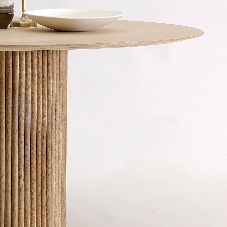 Round Pedestal Modern Dining Table Wood Color Fixed Table with Solid Wood