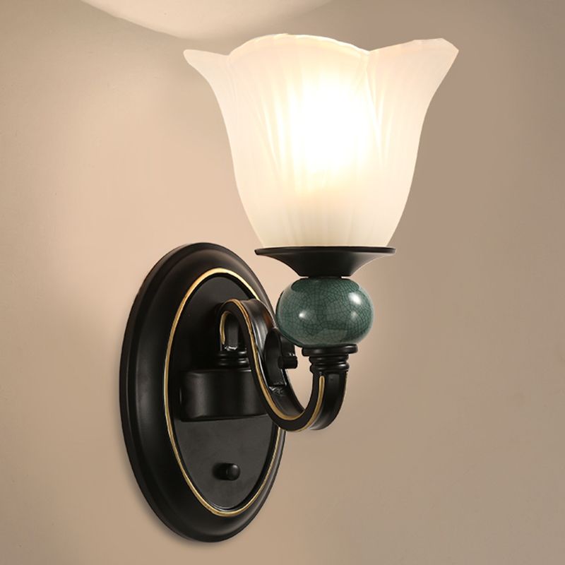 Ribbed Glass Floral Wall Lighting Retro Style Living Room Wall Mount Light in Black