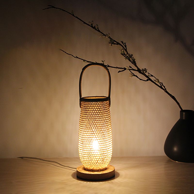 Beige Basket Desk Lamp Japanese 1 Head Bamboo Task Lighting with Circle Wood Base