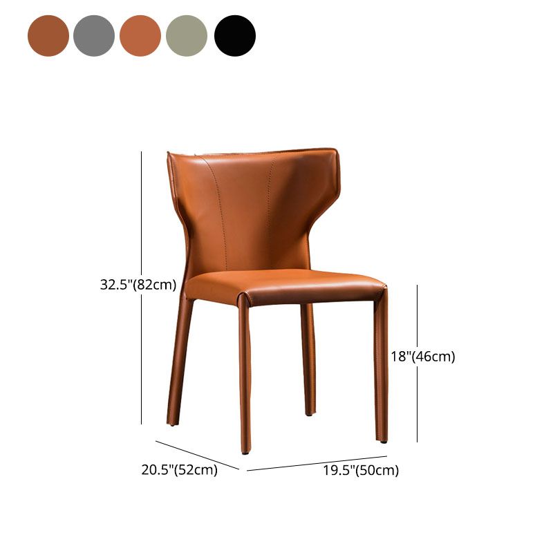 Silla de comedor de cuero contemporánea Silla sin brazos de comedor de metal para uso en restaurantes