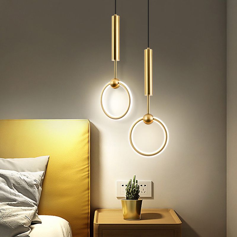 Lumière suspendue linéaire minimaliste Aménagement d'éclairage pendentif moderne pour le salon