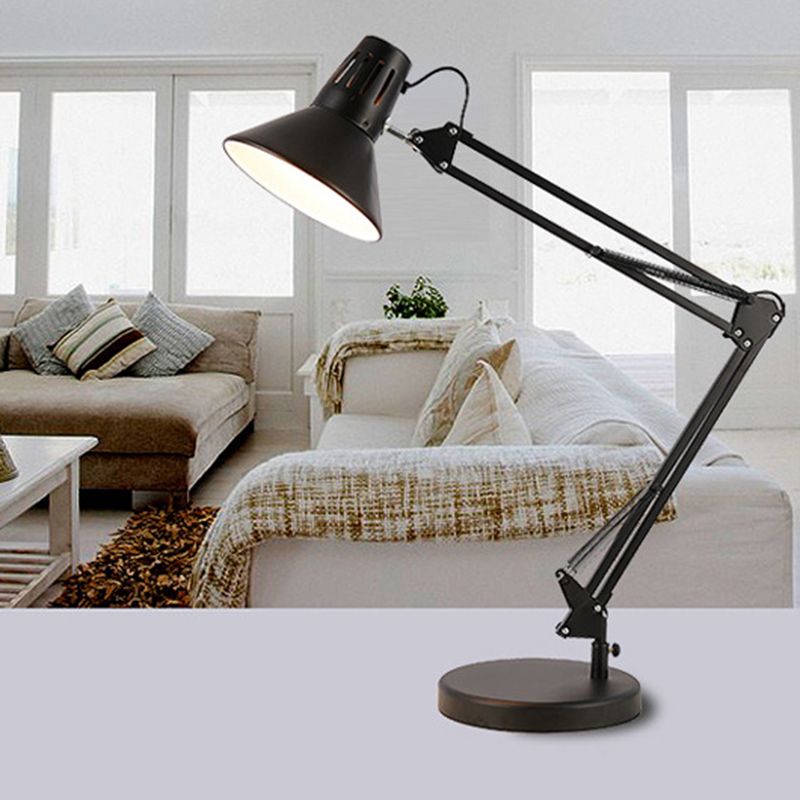 Studio conico Studio lampada da scrivania Metallic 1 Testa Nordica Luce da tavolo con braccio azionario