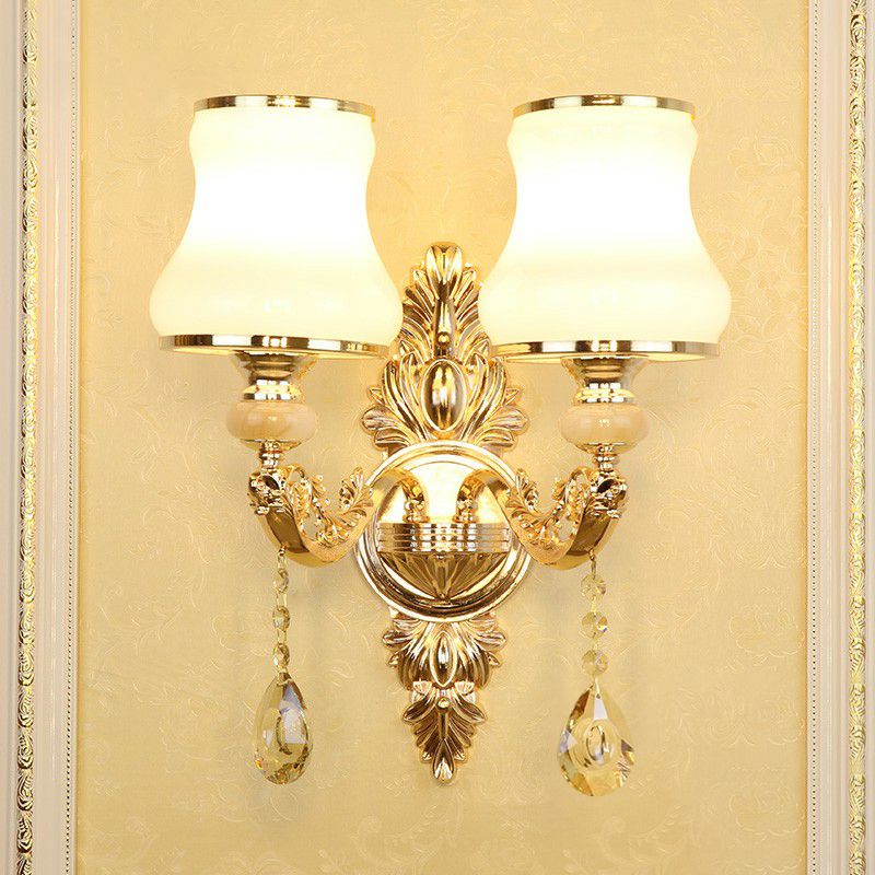 Faux Candle Shading Lighting Accesorio de lámpara de pared de metal tradicional con sombra y caída de cristal