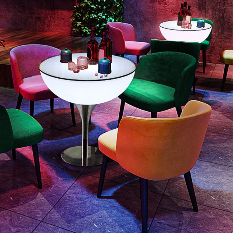 Polyethylene Round Table Industrial Style Commercial Outdoor Bar Table