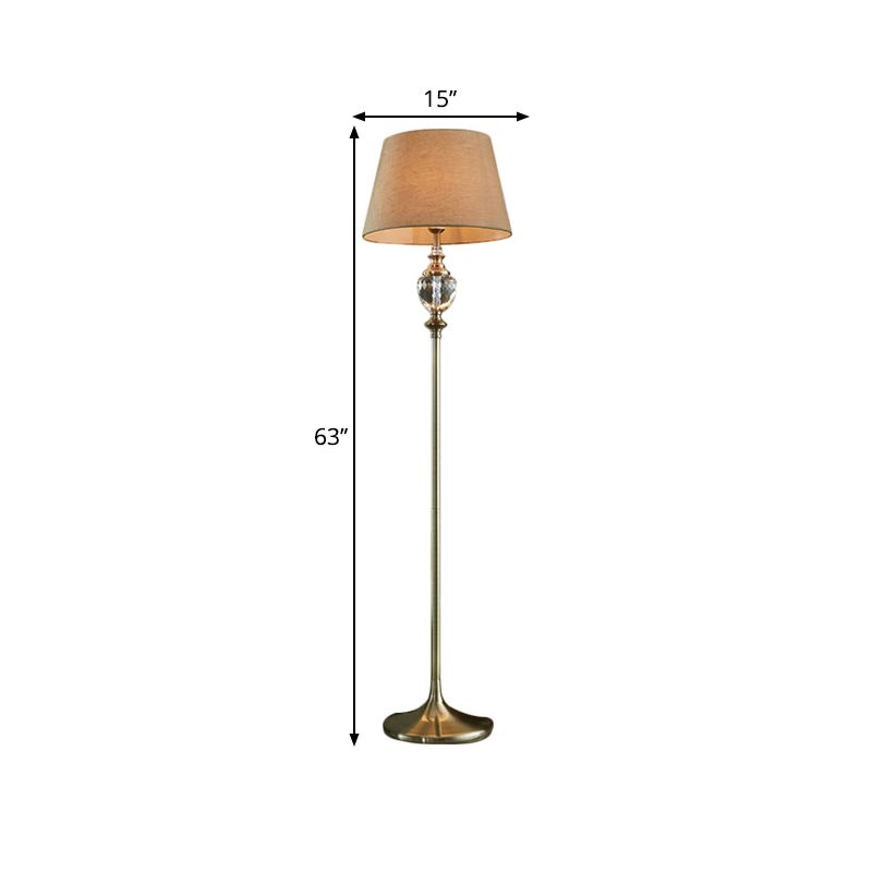 Lámpara de pie de cristal de 1 bombilla con tela de sombra plisada/cónica sala de lectura de sala de estar tradicional en café/beige