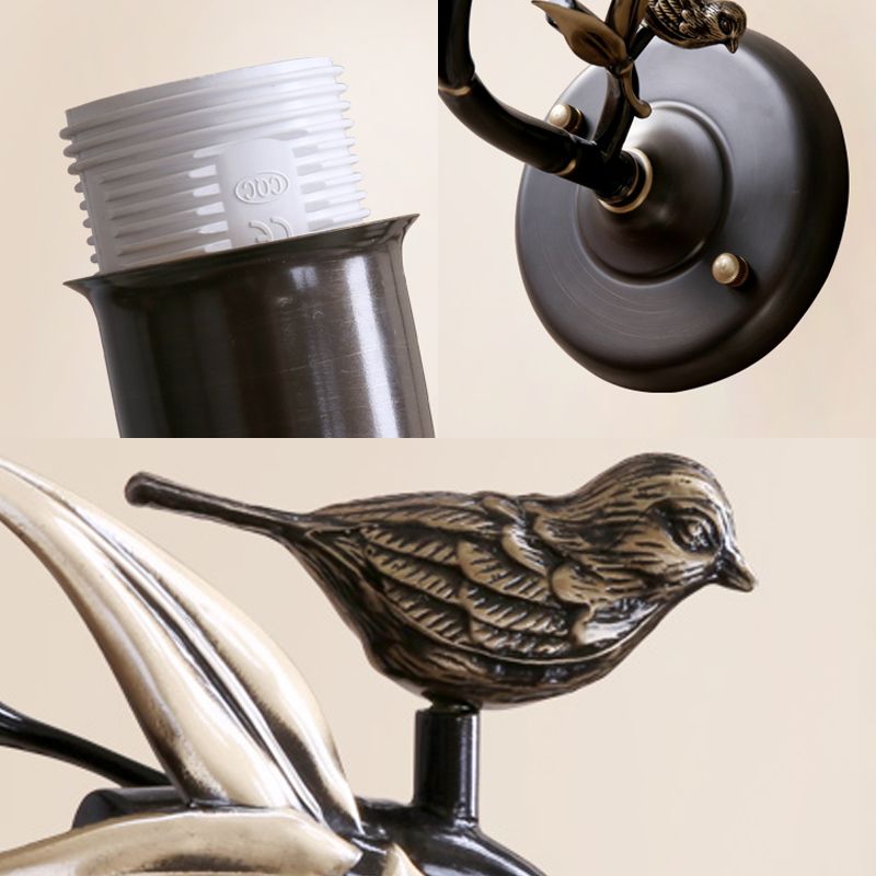 Éclairage mural conique en laiton antique 1 tissu rustique 1 lampe d'applications de chambre à coucher légère avec oiseau