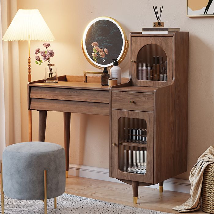 Scandinavian Solid Wood Table Makeup Vanity with Drawers for Bedroom