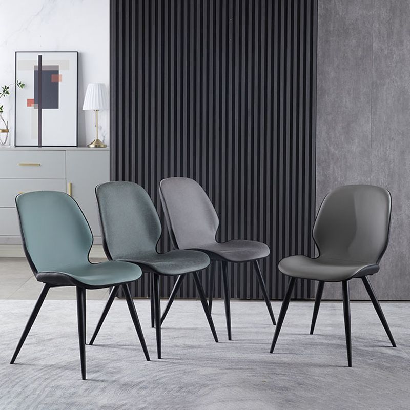 Silla de comedor de metal moderno Silla lateral con respaldo para uso en restaurantes