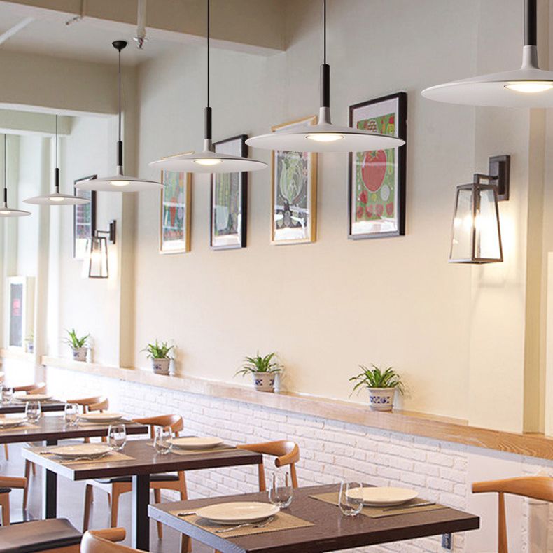 Lampada a sospensione minimalista a 1 lutto