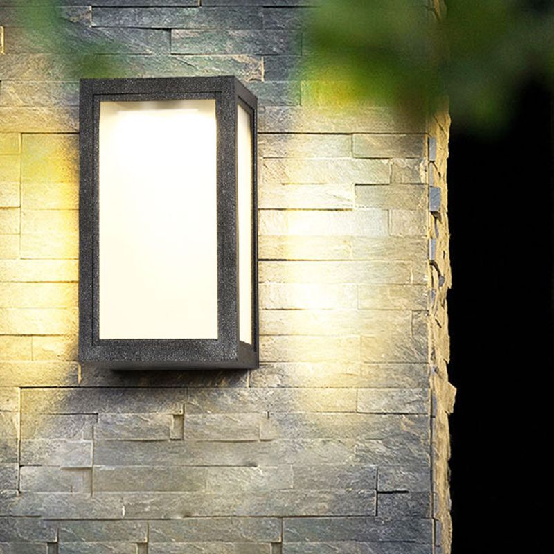 Modern Metal Wall Sconce Geometric Shape Wall Light with Silicone Shade for Living Room