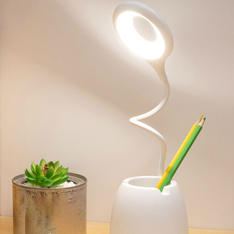 Lampada da tavolo moderna a 1 luci con circolo USB Luce da tavolo per il dormitorio