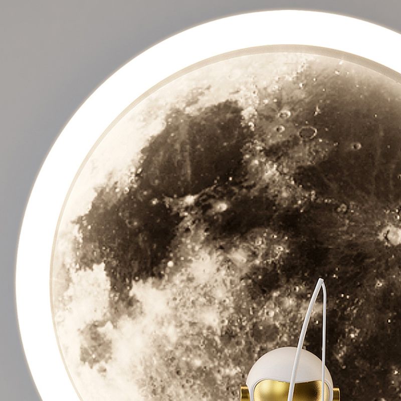 Contemporary Astronaut Wall Light Fixture Creative Wall Light Sconce for Sitting Room