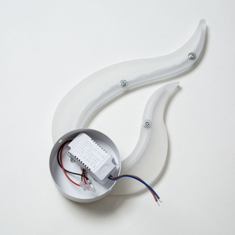 Lamme di fiamma a parete flame sconde acriliche in stile minimalista moderno