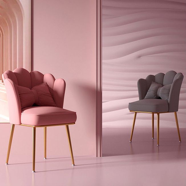 Chaise de salle à manger Glam, chaise à dossier solide de 21 po de large avec 4 pieds en métal pour la maison