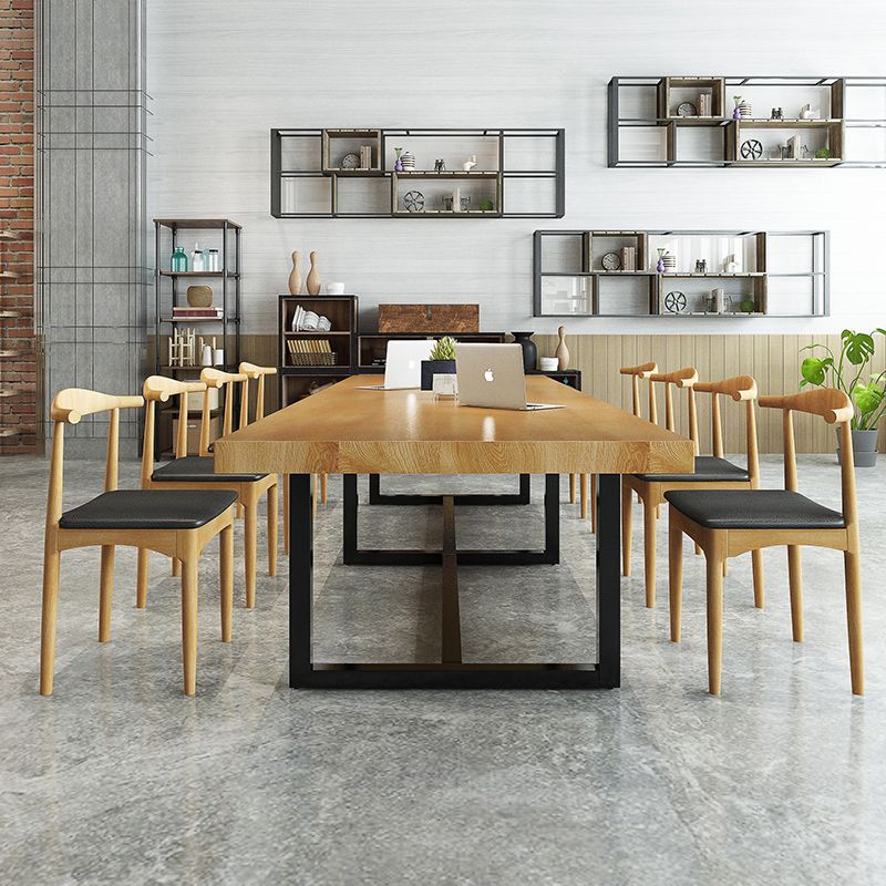 Mesa de comedor rectangular industrial de metal, mesa superior de madera maciza de pino con base de caballete