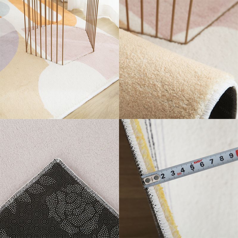 Novelty Shade Tribal Diamond Rug Beige Polyester Carpet Stain Resistant Rug for Bedroom