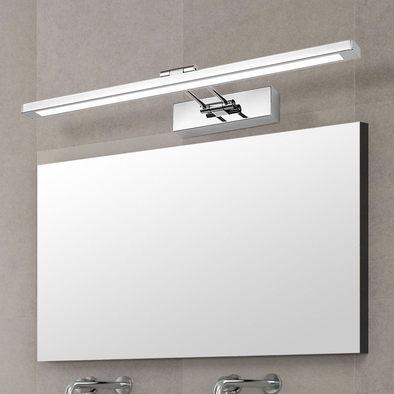 Single Light Linear Wall Sconce Modern Style Metal Mirror Wall Lighting in Silver